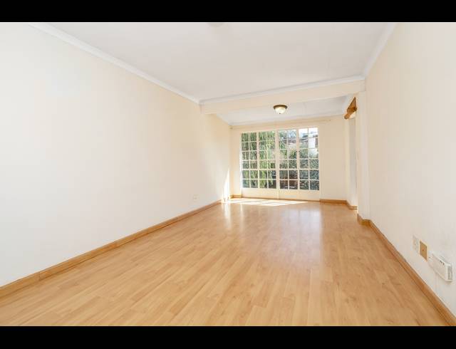 1 BEDROOM RETIREMENT UNIT FOR SALE IN BRYANSTON